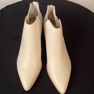 Dolche Vita Booties - NEW - never worn